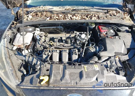 2016 Ford Focus Se from USA, damaged, VIN 1FADP3F21GL374056